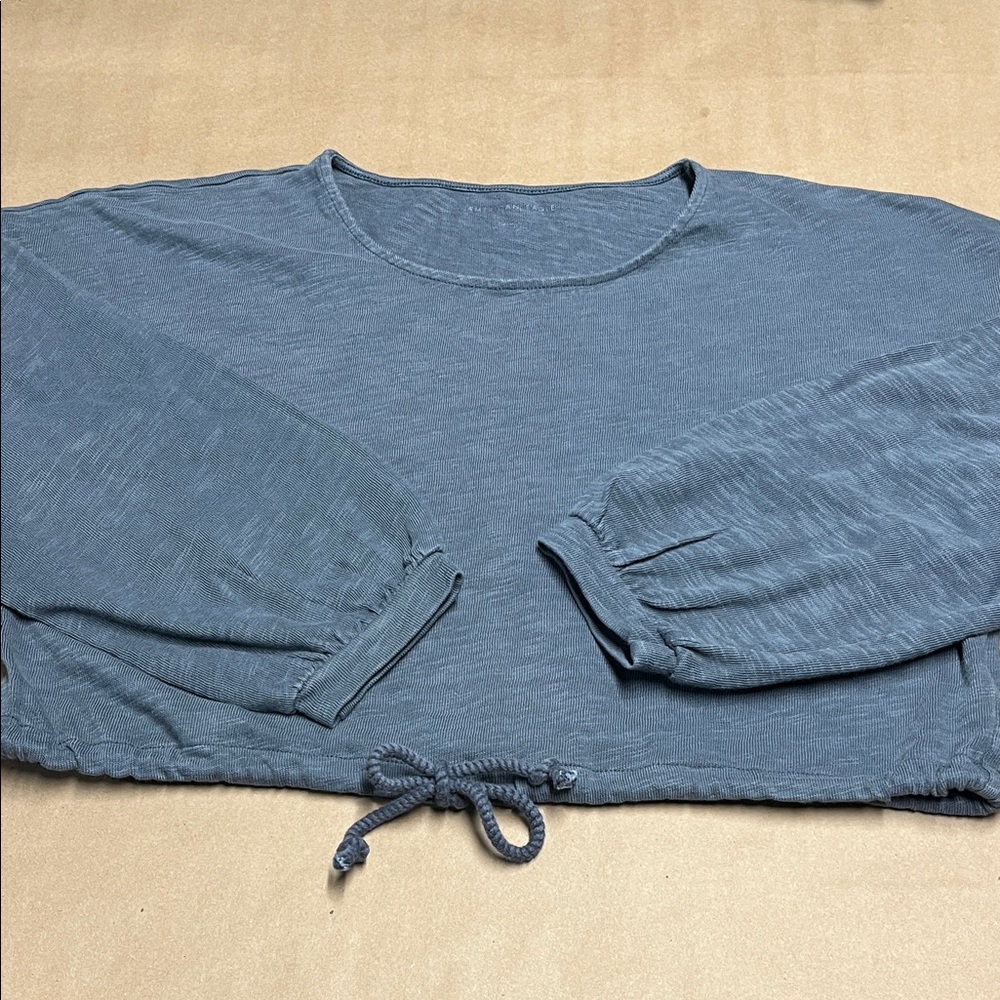 American Eagle NWOT Cropped Long Bell Sleeve Top with Drawstring Medium